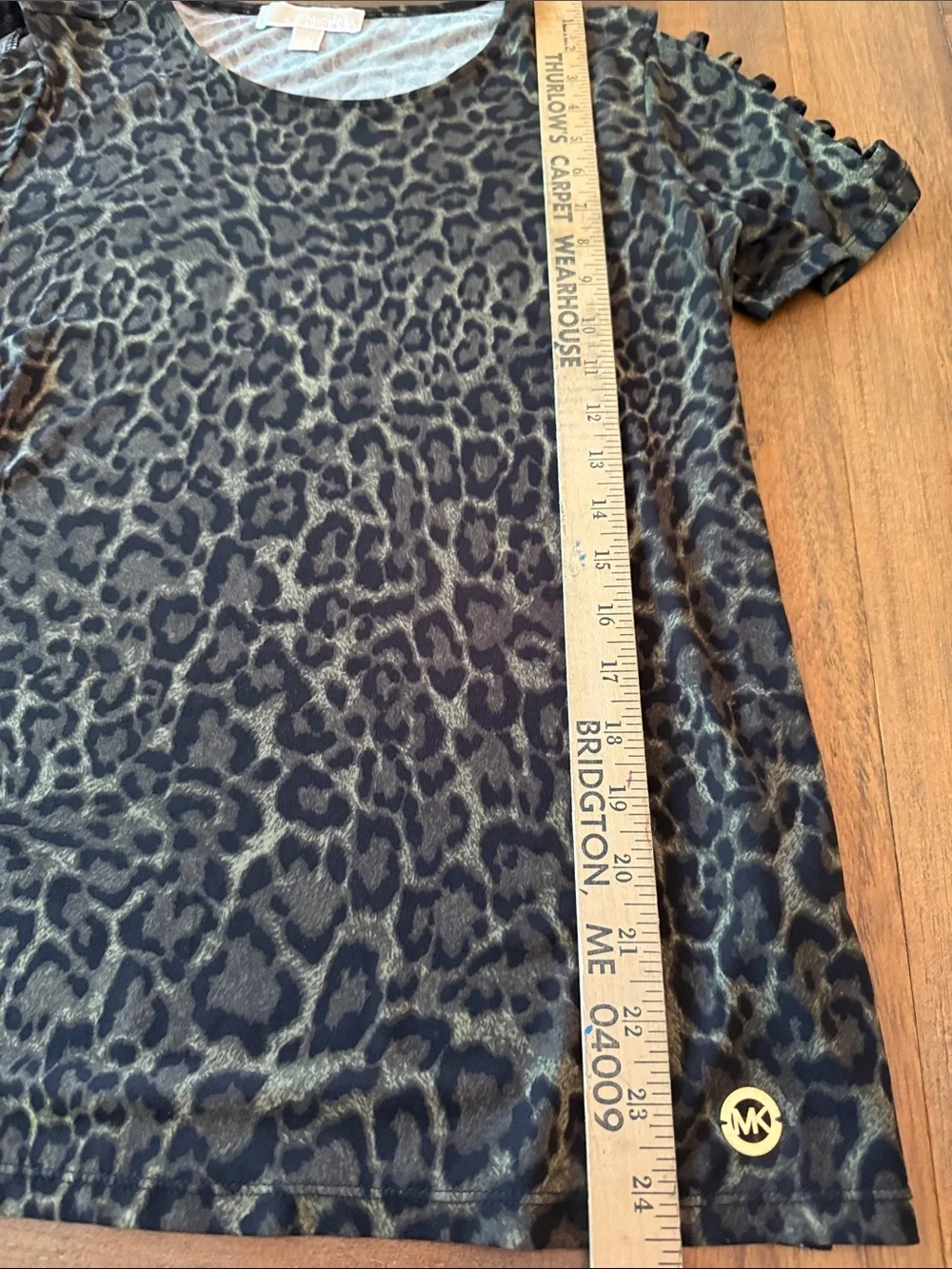 NWOT-Michael Kors Olive and Brown Leopard Short Sleeve Top size Medium
